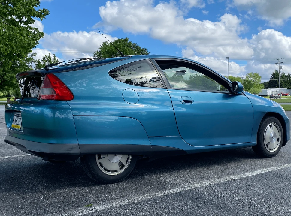 2001 Honda Insight 1st Gen - Image 5 of 31