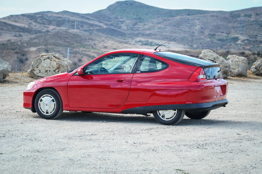 2001 Honda Insight 1st Gen - Image 9 of 31