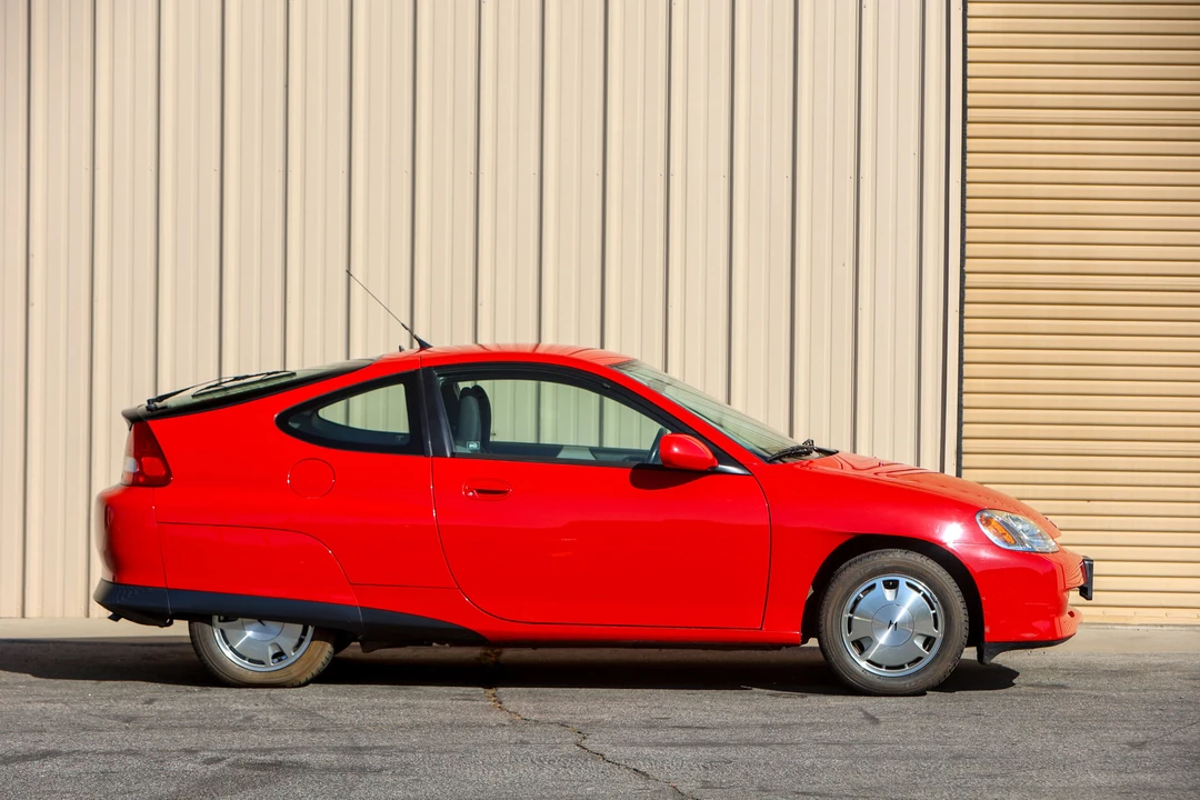 2001 Honda Insight 1st Gen - Image 3 of 31