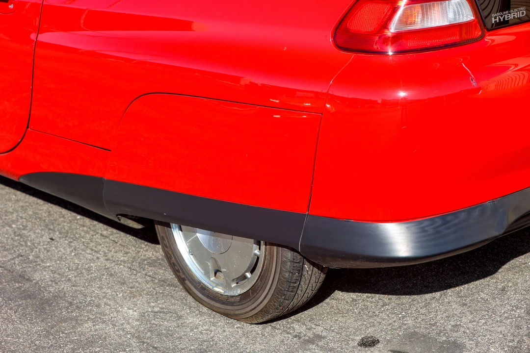 2001 Honda Insight 1st Gen - Image 15 of 31