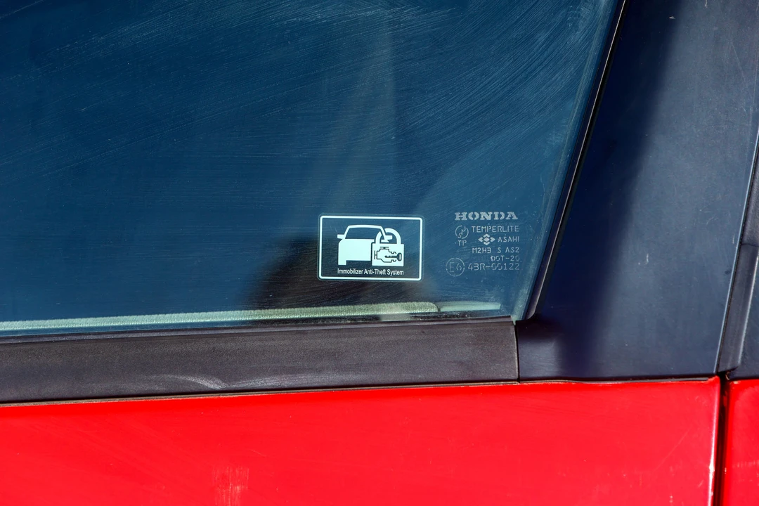 2001 Honda Insight 1st Gen - Image 20 of 31