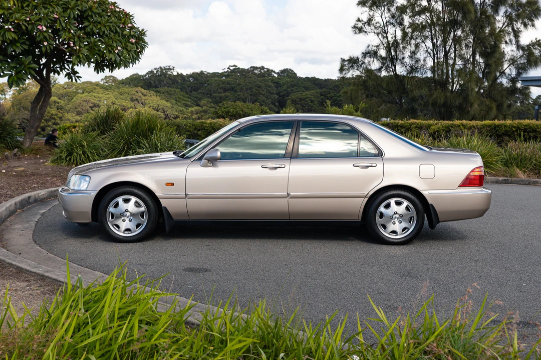 2001 Acura Legend - Image 4 of 31