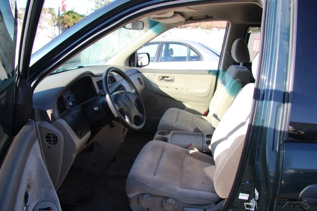 2001 Honda Odyssey - Image 12 of 21