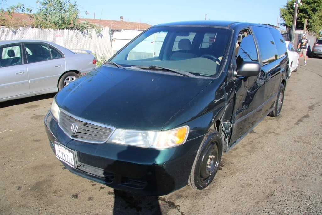 2001 Honda Odyssey - Image 2 of 21