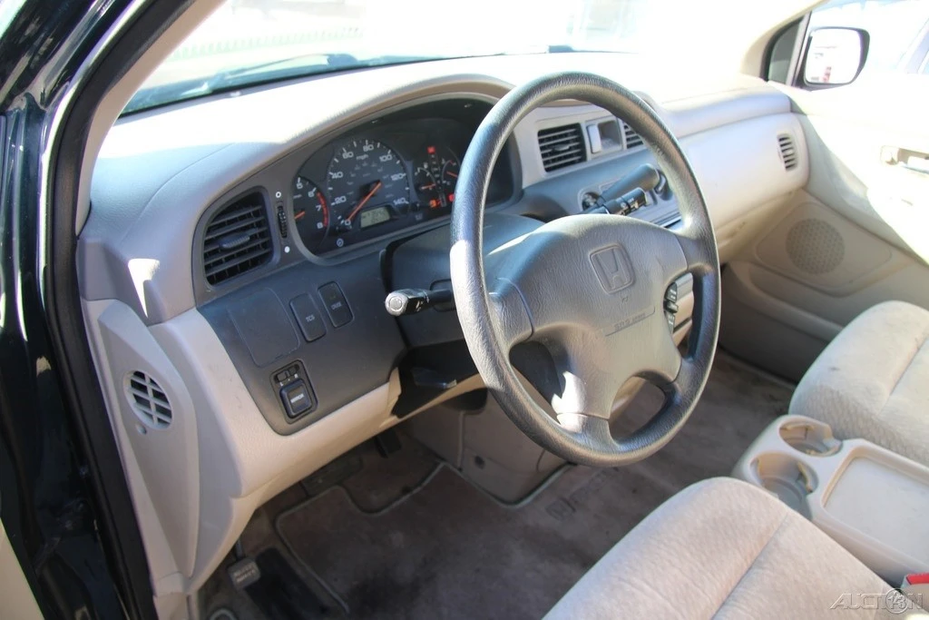 2001 Honda Odyssey - Image 13 of 21