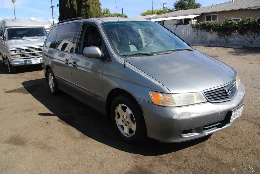 2001 Honda Odyssey - Image 10 of 21