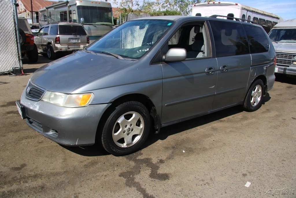 2001 Honda Odyssey - Image 2 of 21