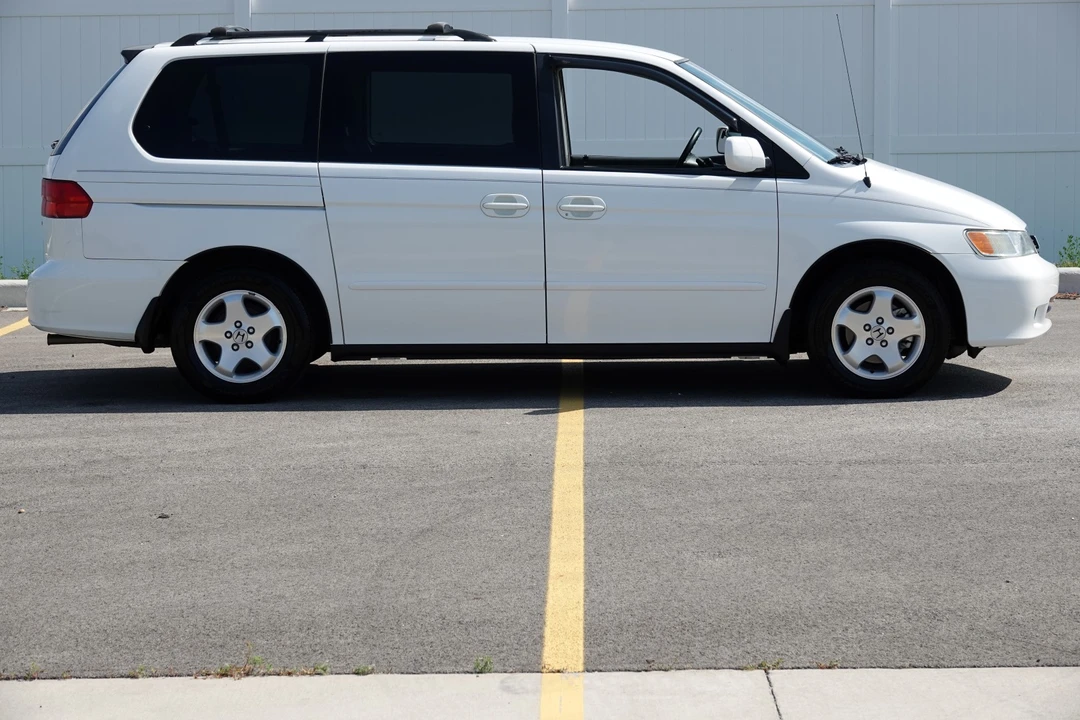 2001 Honda Odyssey - Image 22 of 31