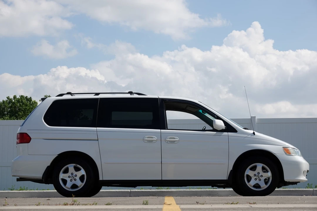 2001 Honda Odyssey - Image 24 of 31