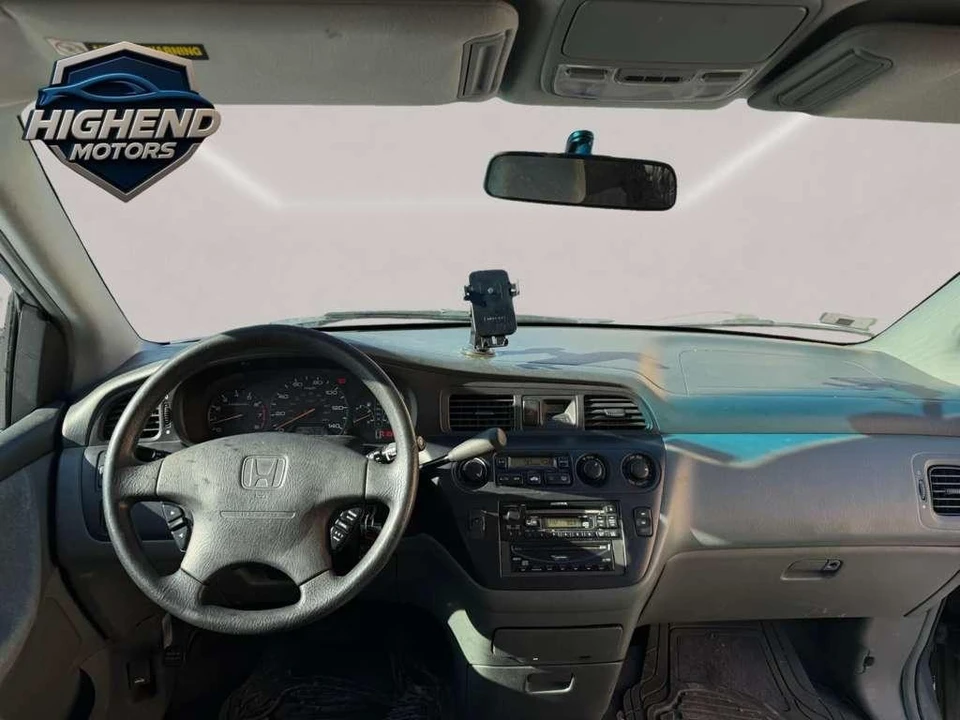 2001 Honda Odyssey - Image 10 of 21