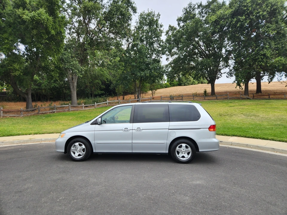 2001 Honda Odyssey - Image 10 of 31