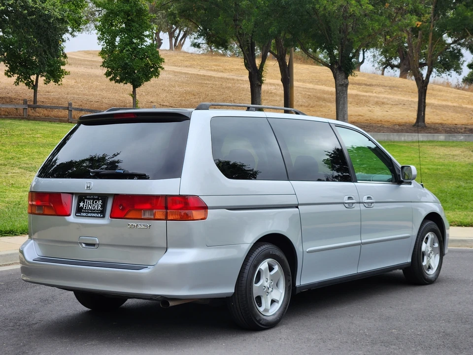 2001 Honda Odyssey - Image 21 of 31