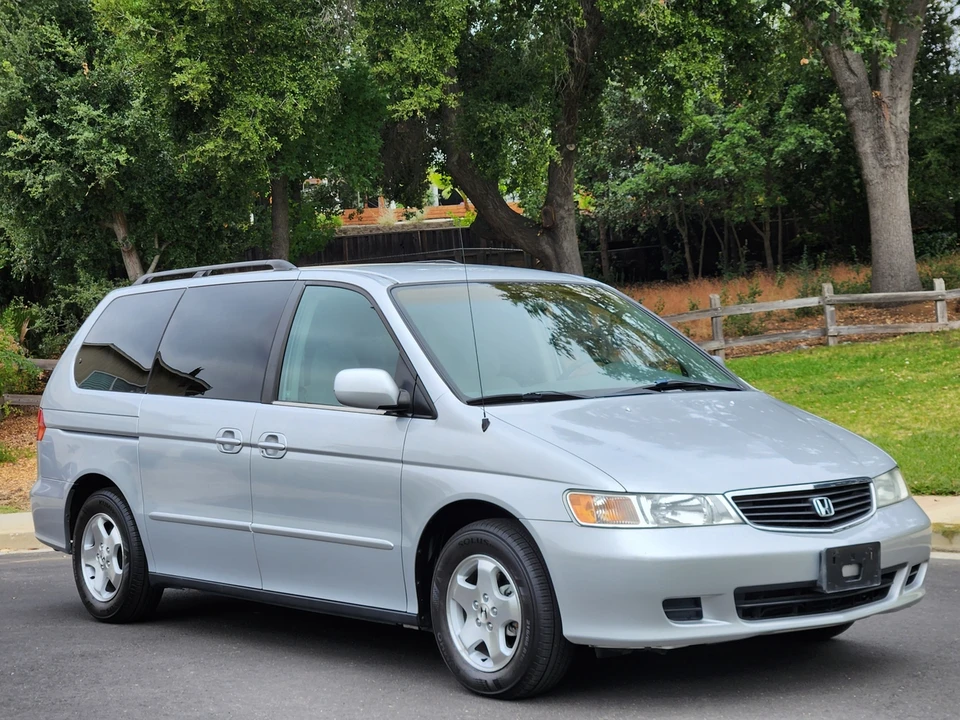 2001 Honda Odyssey - Image 26 of 31