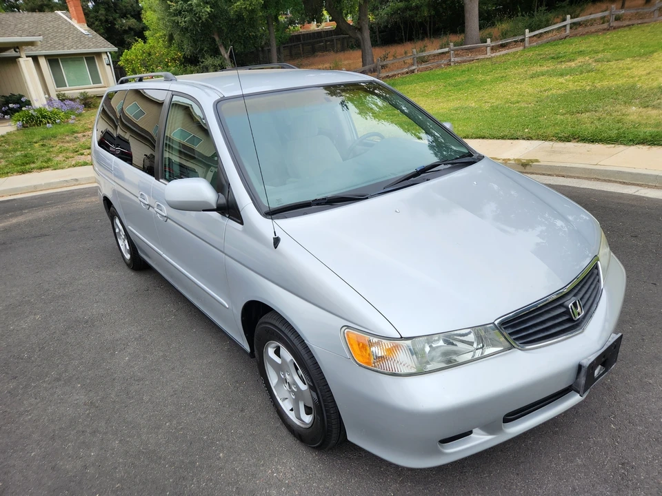 2001 Honda Odyssey - Image 28 of 31