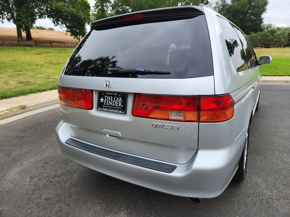 2001 Honda Odyssey - Image 18 of 31