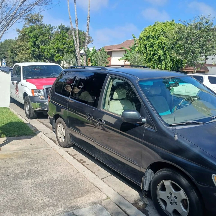 2001 Honda Odyssey - Image 3 of 13