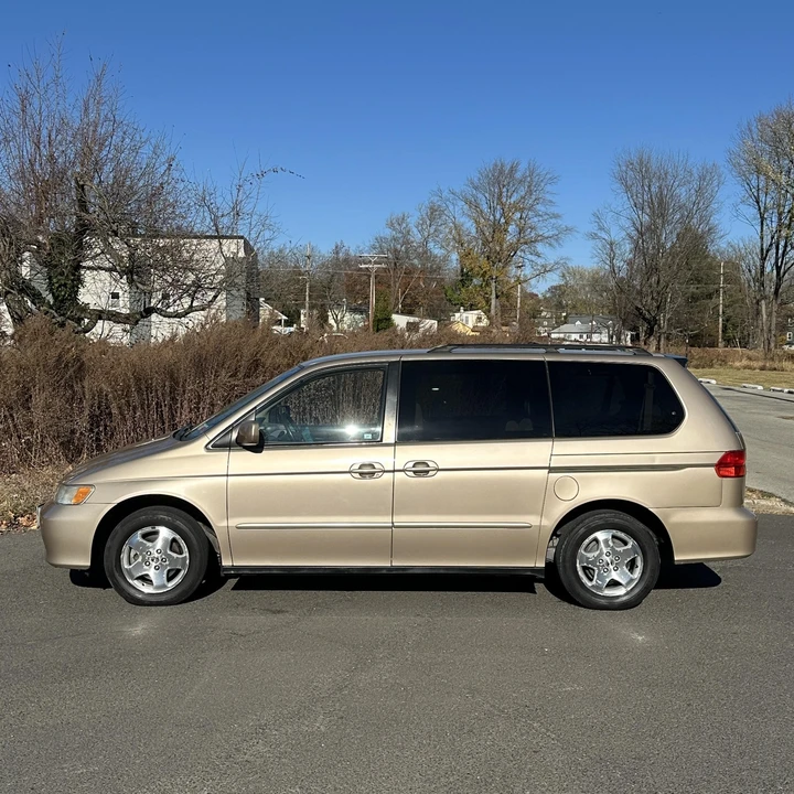 2001 Honda Odyssey - Image 8 of 12
