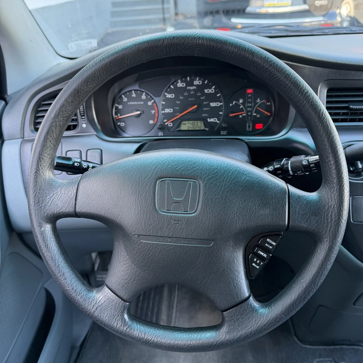 2001 Honda Odyssey - Image 31 of 31