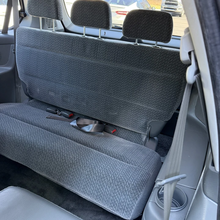 2001 Honda Odyssey - Image 25 of 31