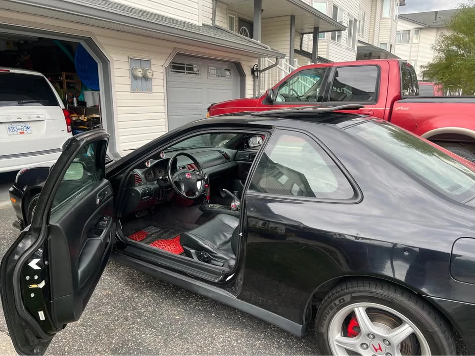2001 Honda Prelude 5th Gen - Image 2 of 5