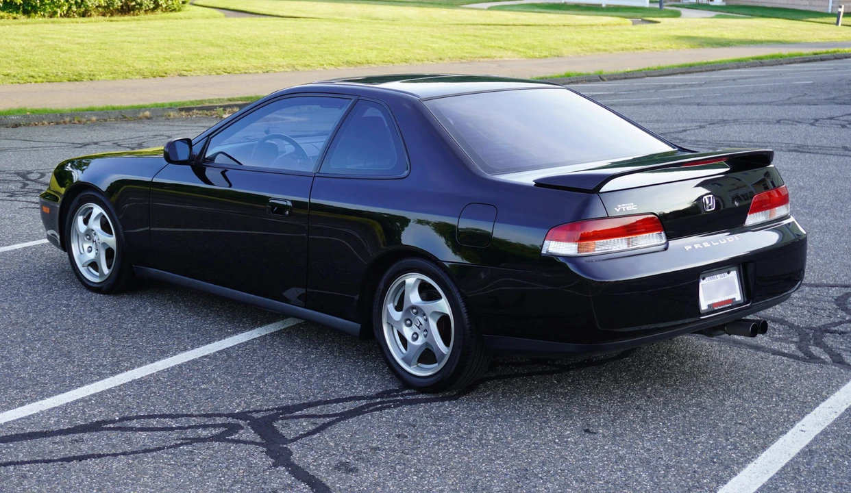 2001 Honda Prelude 5th Gen - Image 8 of 31
