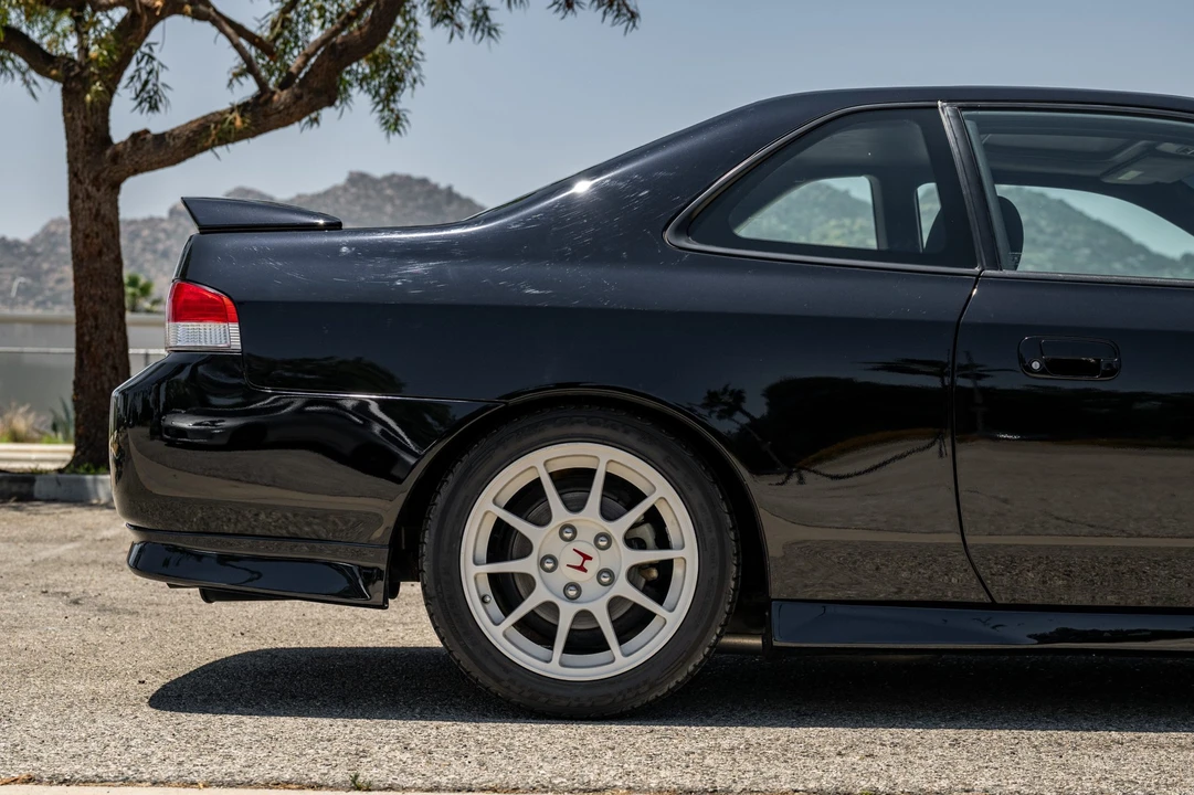 2001 Honda Prelude 5th Gen - Image 10 of 31