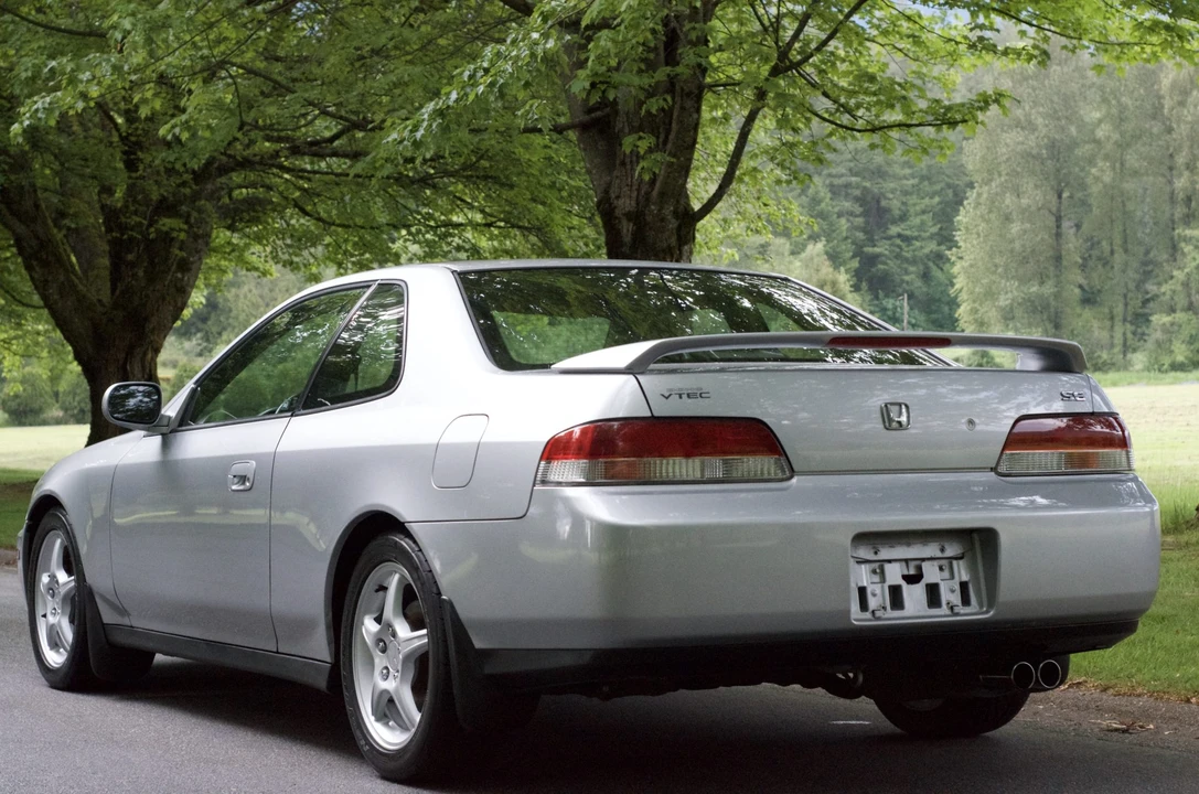 2001 Honda Prelude 5th Gen - Image 12 of 31