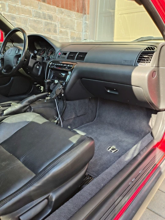2001 Honda Prelude 5th Gen - Image 14 of 17
