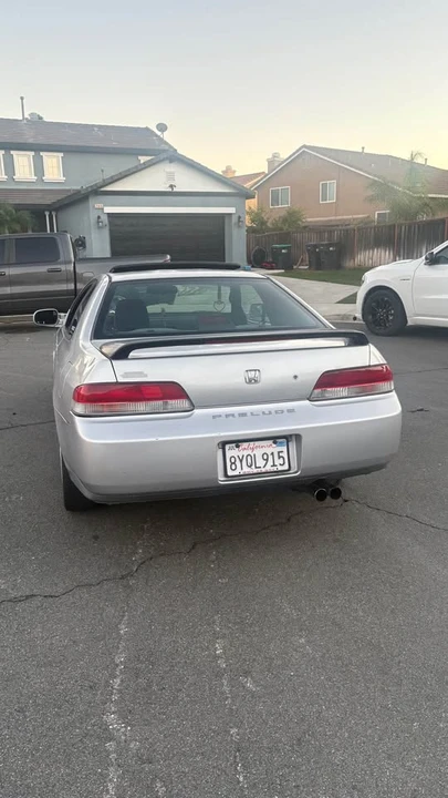 2001 Honda Prelude 5th Gen - Image 4 of 10