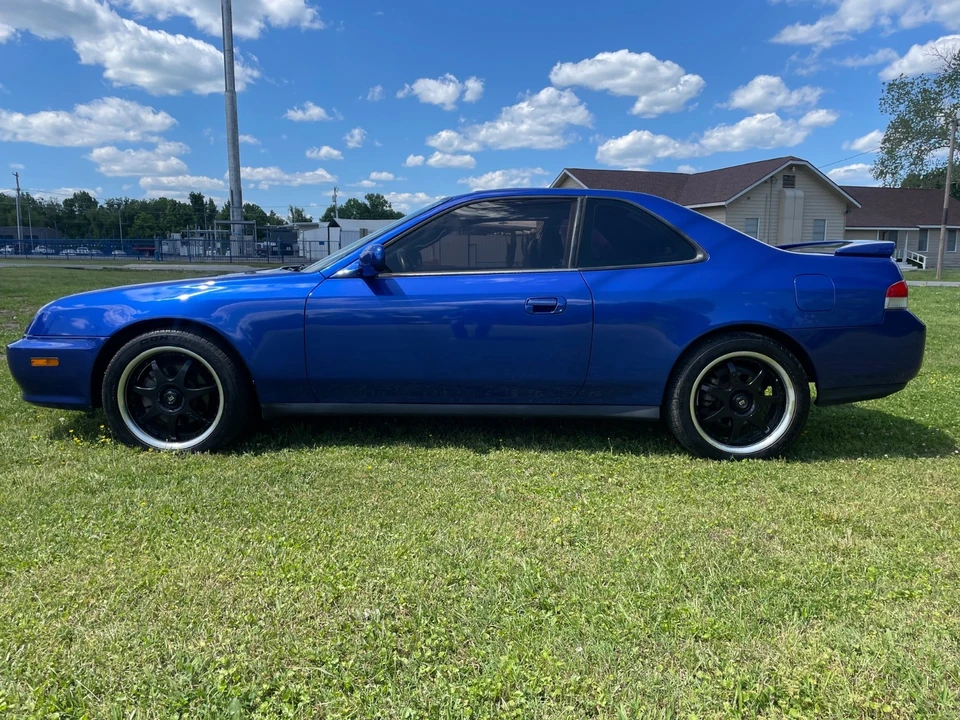 2001 Honda Prelude 5th Gen - Image 2 of 19