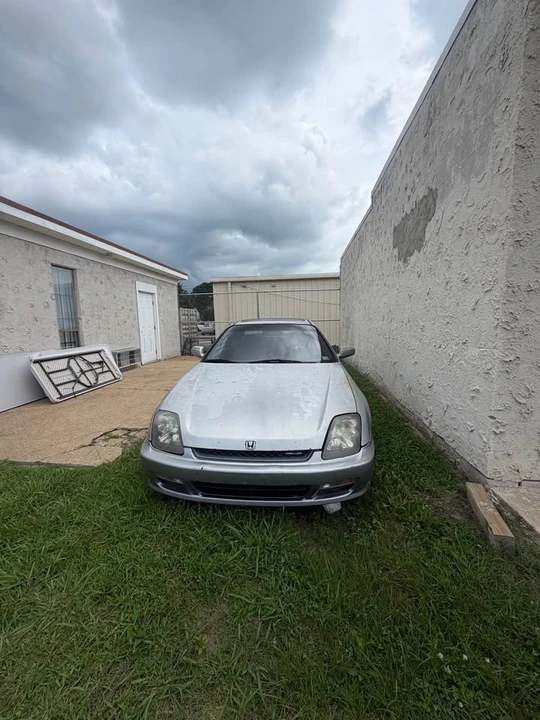 2001 Honda Prelude 5th Gen - Image 2 of 7