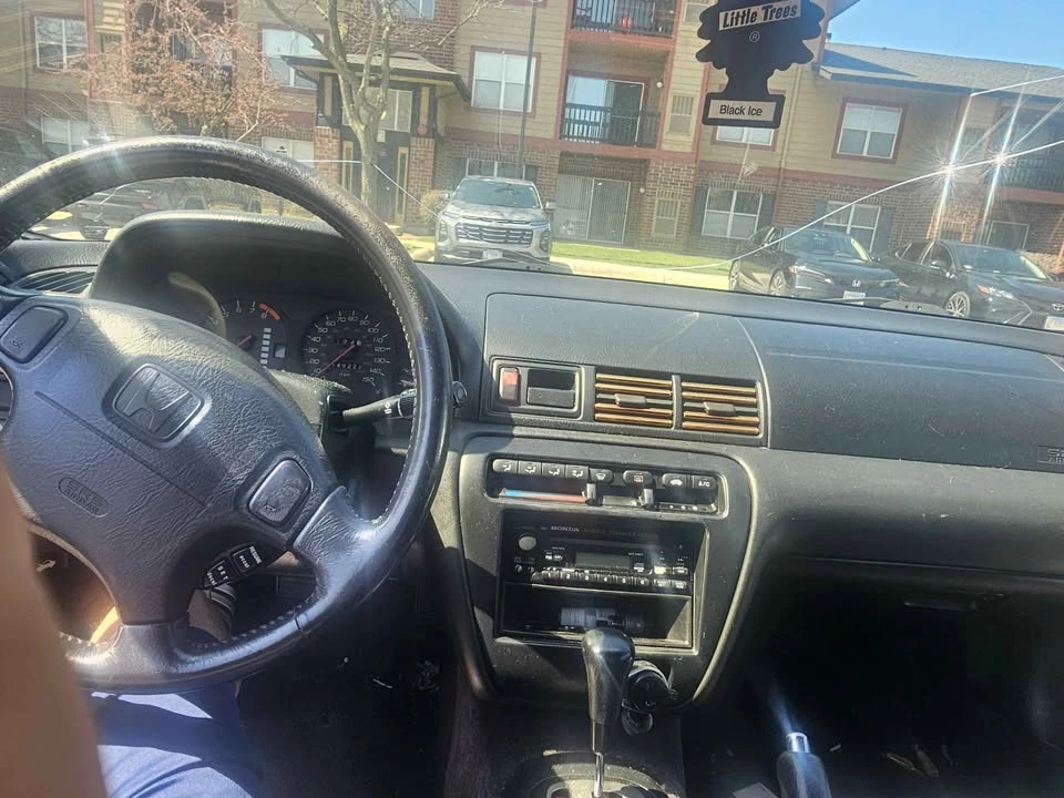 2001 Honda Prelude 5th Gen - Image 5 of 7