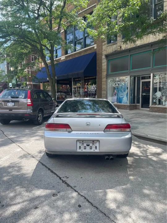 2001 Honda Prelude 5th Gen - Image 4 of 14