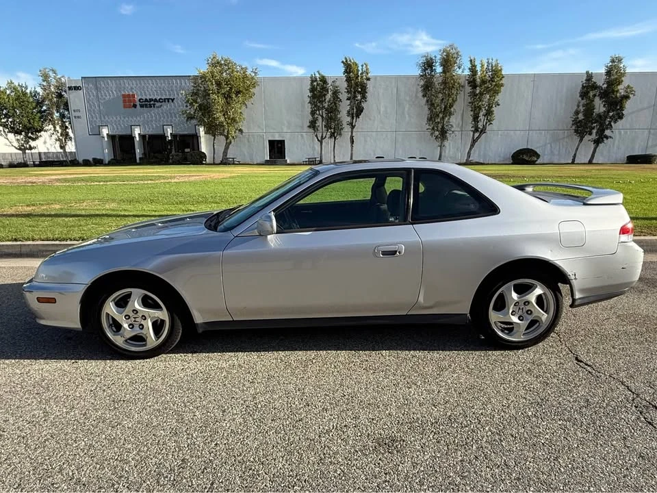 2001 Honda Prelude 5th Gen - Image 2 of 19