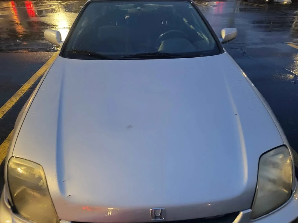 2001 Honda Prelude 5th Gen - Image 2 of 4