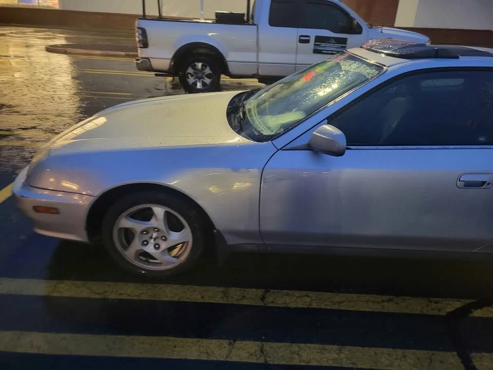 2001 Honda Prelude 5th Gen - Image 4 of 4