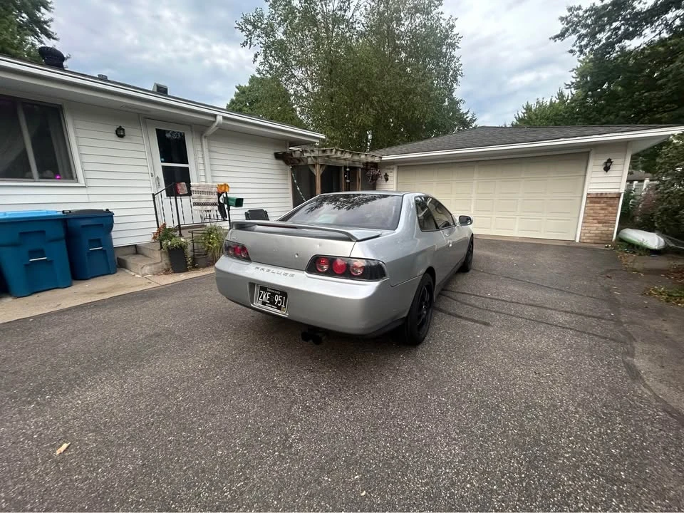 2001 Honda Prelude 5th Gen - Image 2 of 6