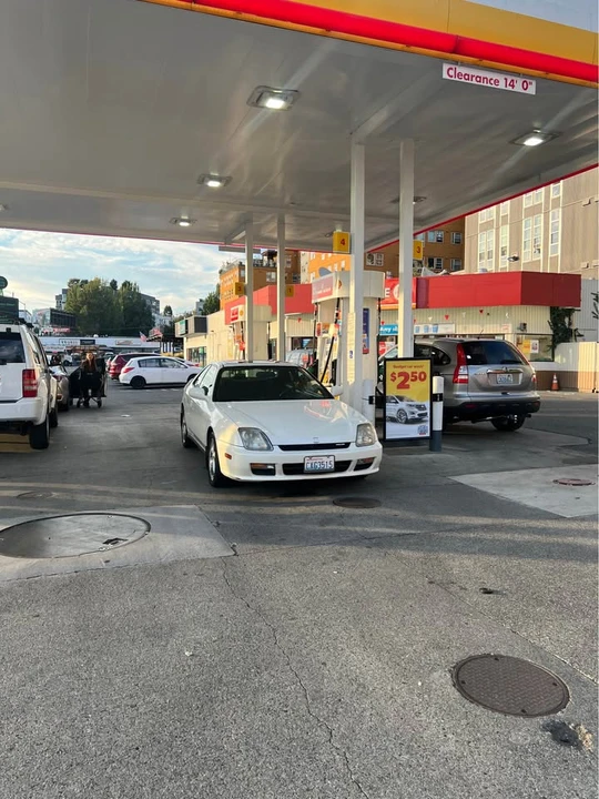 2001 Honda Prelude 5th Gen - Image 3 of 10
