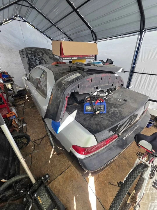 2001 Honda Prelude 5th Gen - Image 2 of 15