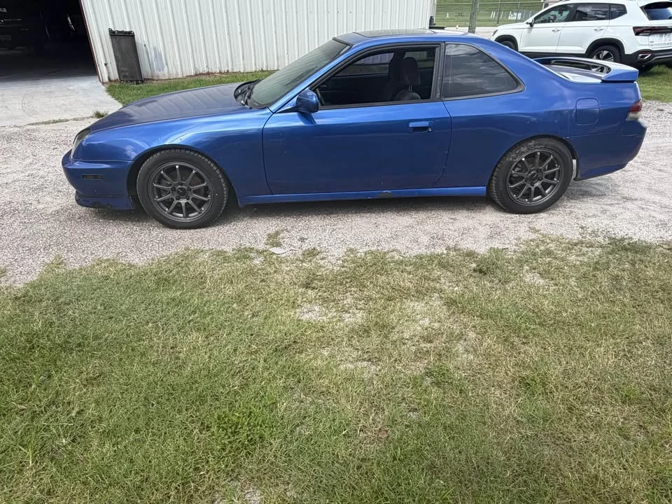 2001 Honda Prelude 5th Gen - Image 2 of 6