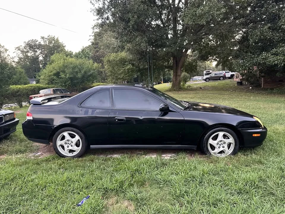 2001 Honda Prelude 5th Gen - Image 2 of 11