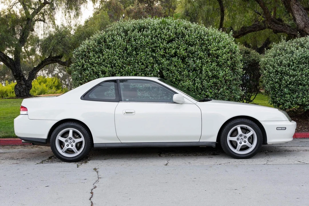 2001 Honda Prelude 5th Gen - Image 3 of 31