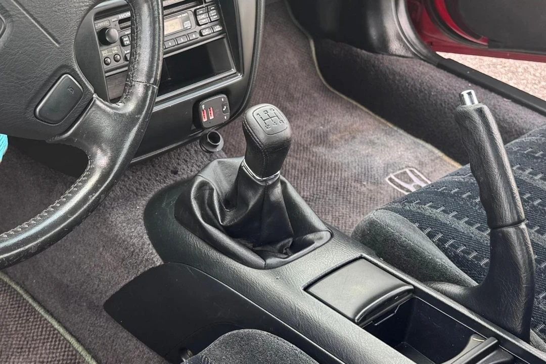 2001 Honda Prelude 5th Gen - Image 23 of 31