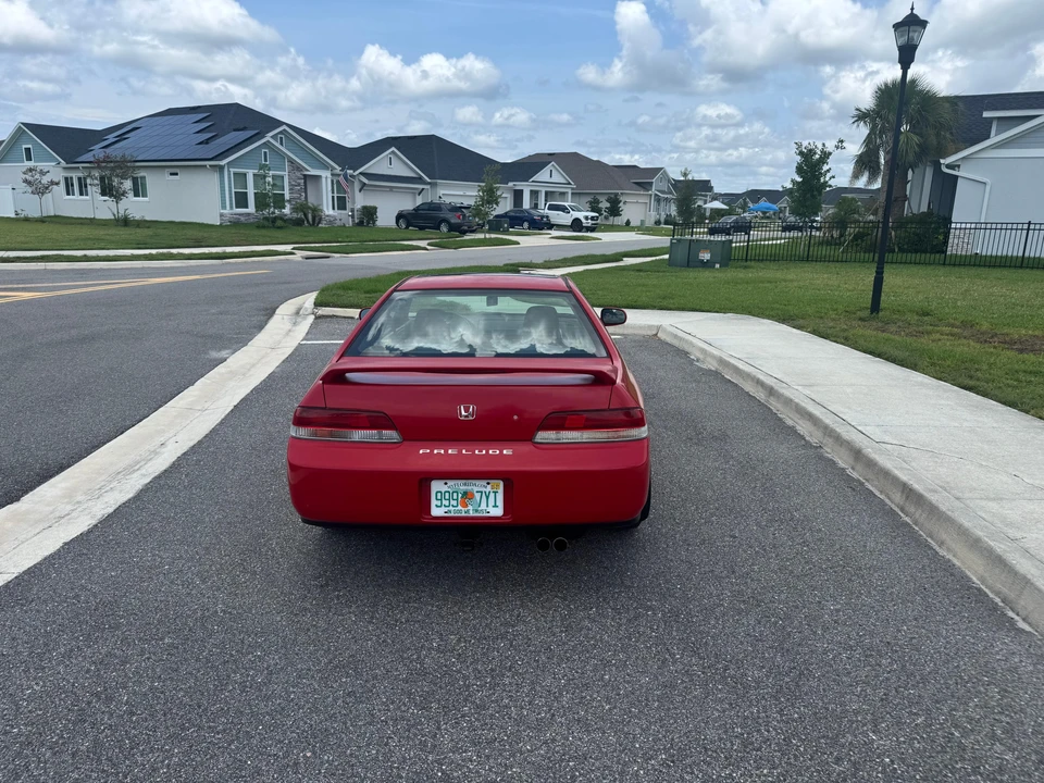 2001 Honda Prelude 5th Gen - Image 10 of 31