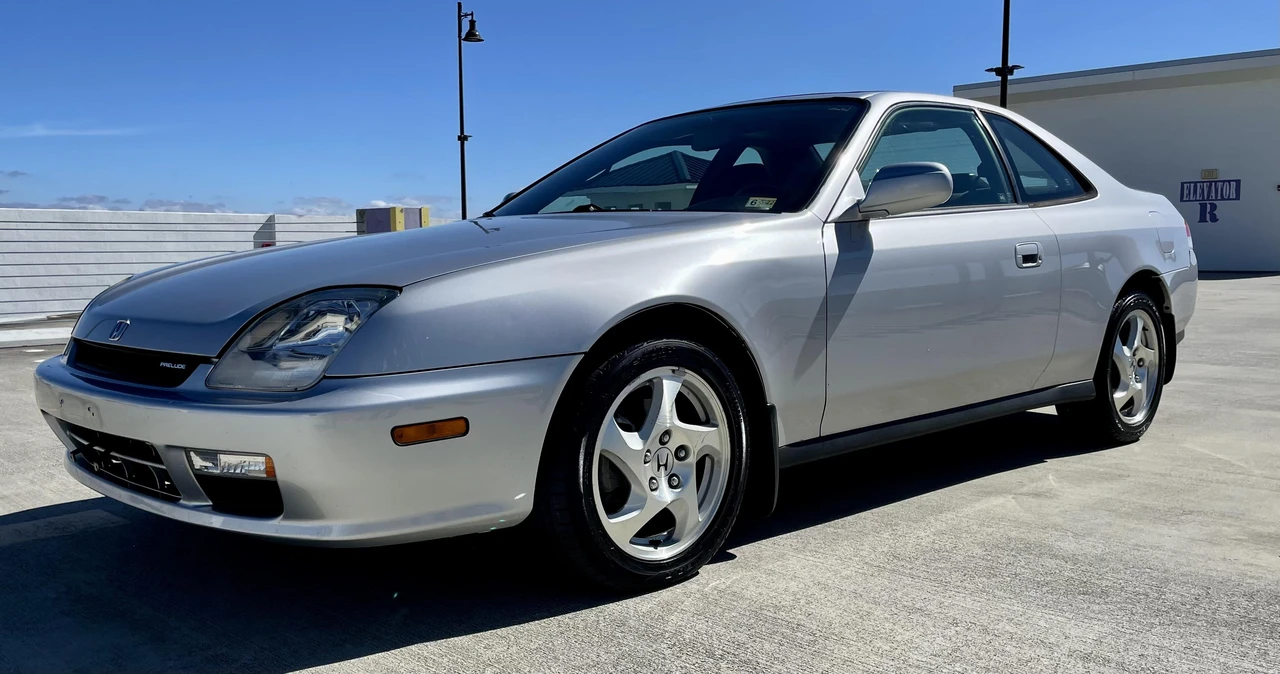 2001 Honda Prelude 5th Gen - Image 7 of 31