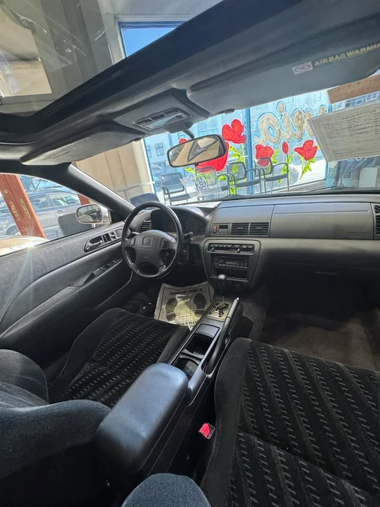2001 Honda Prelude 5th Gen - Image 5 of 6