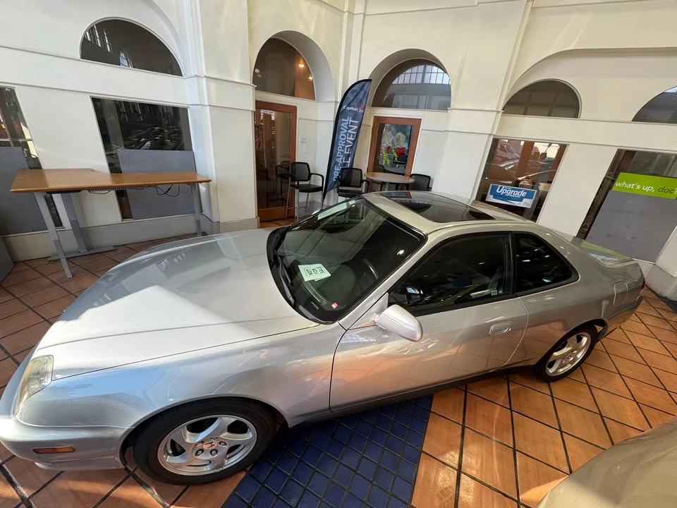 2001 Honda Prelude 5th Gen - Image 2 of 6
