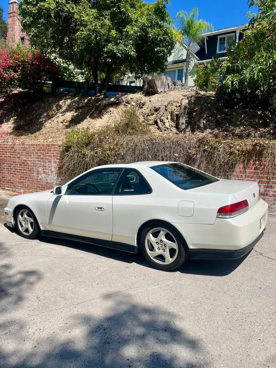 2001 Honda Prelude 5th Gen - Image 3 of 20