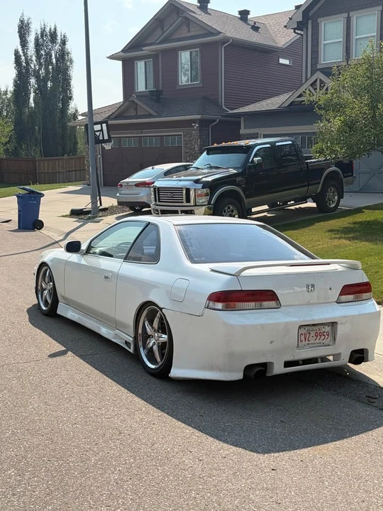 2001 Honda Prelude 5th Gen - Image 2 of 7