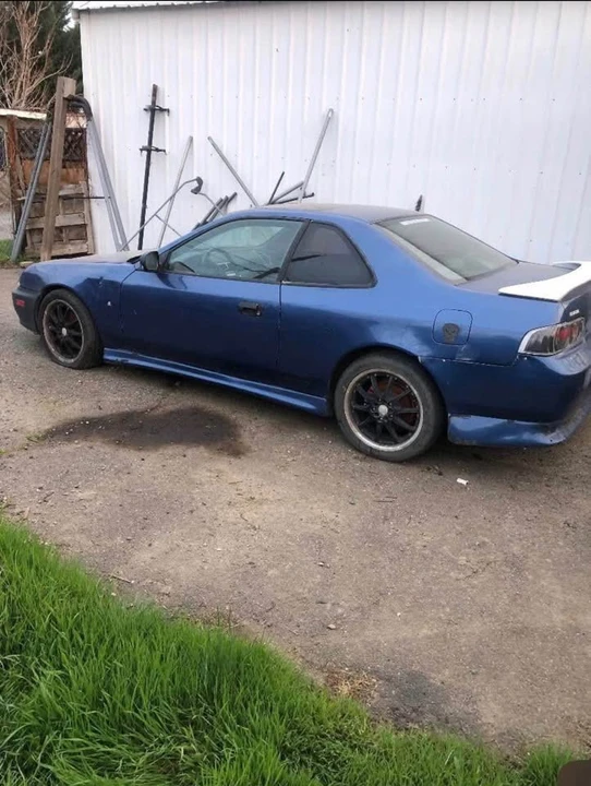 2001 Honda Prelude 5th Gen - Image 2 of 2